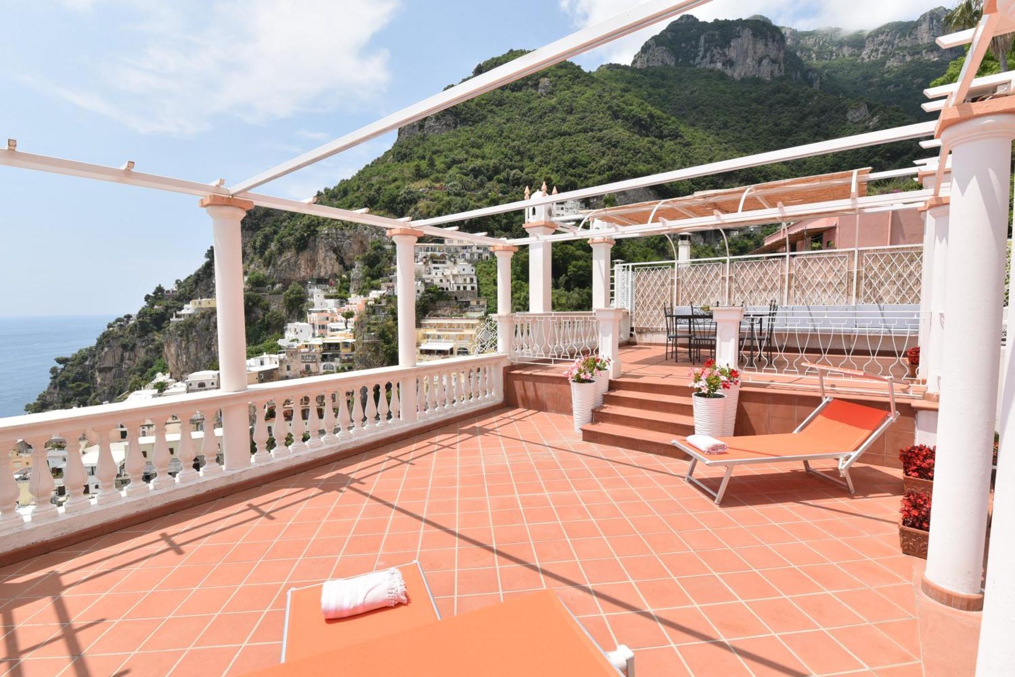 Villa Sunshine Positano Room Exterior photo